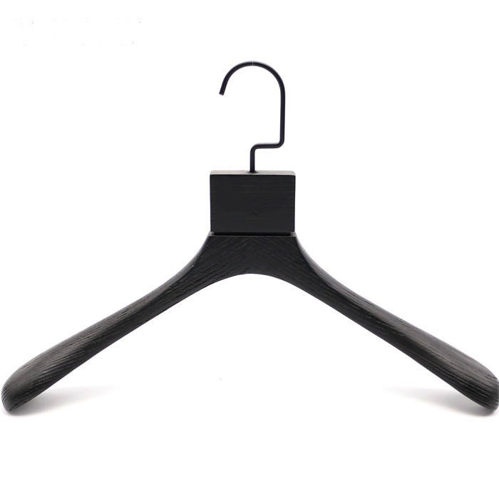 Custom Brand Luxury Nwa Wood Manto Hanger